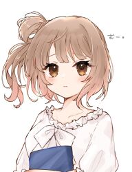 Rule 34 | 1girl, bow, brown hair, cevio, closed mouth, frilled shirt, frills, medium hair, nepiui38, satou sasara, shirt, short sleeves, side ponytail, simple background, solo, translation request, upper body, white background, white bow, yellow eyes