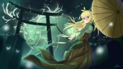 Rule 34 | blonde hair, bug, firefly, green eyes, highres, hitatsuphat, insect, japanese clothes, kisaki tencha, night, nijigen project, oil-paper umbrella, smile, sparkle, torii, umbrella, vietnamese commentary, virtual youtuber