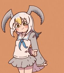 Rule 34 | 1girl, bird girl, bird tail, bird wings, blonde hair, bow, bowtie, brown background, common gull (kemono friends), feathered wings, grey hair, head wings, highres, kemono friends, long hair, looking at viewer, multicolored hair, sailor collar, shirt, simple background, skirt, solo, sorairo meronpan, tail, two-tone hair, wings, yellow eyes