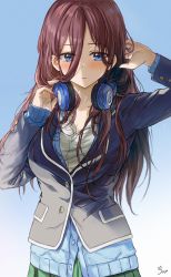 Rule 34 | 1girl, artist name, blue background, blush, breasts, closed mouth, go-toubun no hanayome, gradient background, green skirt, hair between eyes, headphones, headphones around neck, highres, large breasts, long hair, long sleeves, looking at viewer, nakano miku, red eyes, red hair, saya (mychristian2), skirt, solo, vest