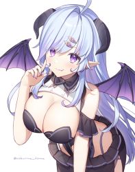Rule 34 | 1girl, ahoge, bare shoulders, black shirt, black skirt, breasts, cleavage, clothing cutout, cowboy shot, demon girl, demon horns, demon wings, fang, hair ornament, hairclip, highleg, highres, horns, indie virtual youtuber, large breasts, leaning forward, long hair, looking at viewer, miniskirt, nail polish, pointy ears, purple eyes, revealing clothes, shirt, shoulder cutout, side slit, sideless outfit, simple background, skirt, smile, solo, toma (norishio), very long hair, virtual youtuber, white background, white hair, wings
