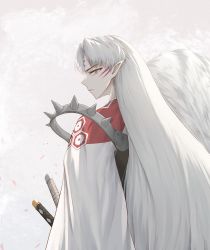 Rule 34 | 1boy, allta, commentary request, crescent, facial mark, forehead mark, from behind, frown, fur, gradient background, grey background, highres, inuyasha, japanese clothes, katana, kimono, long hair, looking at viewer, male focus, multicolored clothes, multicolored kimono, pointy ears, red kimono, sesshoumaru, solo, sword, upper body, very long hair, weapon, white background, white hair, white kimono, wide sleeves, yellow eyes