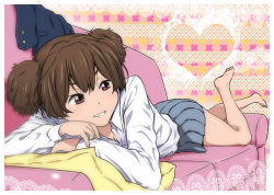 Rule 34 | 1girl, barefoot, brown eyes, brown hair, c (neta), couch, feet, grin, k-on!, legs, lying, on stomach, perspective, pillow, pleated skirt, school uniform, short hair, short twintails, skirt, smile, soles, solo, suzuki jun, toes, twintails