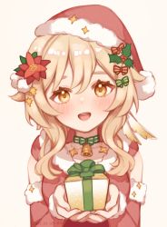Rule 34 | 1girl, bad id, bad pixiv id, bare shoulders, bell, blonde hair, christmas, eyelashes, feather hair ornament, feathers, flower, genshin impact, hair between eyes, hair flower, hair ornament, hat, highres, looking at viewer, lumine (genshin impact), mistletoe, neck bell, open mouth, ria (yfvv ria), santa hat, simple background, white background, yellow eyes