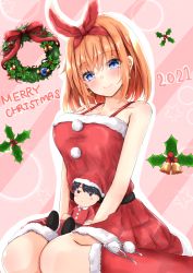 Rule 34 | 1girl, ayachanman, blue eyes, boots, breasts, character doll, christmas, cleavage, closed mouth, commentary request, diagonal stripes, dress, fur-trimmed boots, fur-trimmed dress, fur trim, go-toubun no hanayome, hair between eyes, hair ribbon, head tilt, highres, knee boots, medium breasts, merry christmas, nakano yotsuba, orange hair, outline, pink background, pleated dress, red dress, red footwear, red ribbon, ribbon, santa costume, sleeveless, sleeveless dress, smile, solo, striped, striped background, uesugi fuutarou, white outline