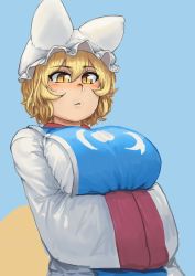 Rule 34 | 1girl, animal ears, animal hat, blonde hair, blue background, blush, breasts, chanta (ayatakaoisii), closed mouth, fox ears, fox tail, hair between eyes, hands in opposite sleeves, hat, highres, large breasts, long sleeves, looking at viewer, mob cap, shirt, short hair, simple background, slit pupils, solo, tabard, tail, touhou, upper body, white hat, white shirt, yakumo ran, yellow eyes