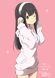 Rule 34 | 1girl, ;), black hair, blush, chijou noko, chikanoko, closed mouth, commentary request, dated, green eyes, hands on headphones, hands up, headphones, highres, hood, hood down, hoodie, long hair, long sleeves, looking at viewer, one eye closed, pink background, ragho no erika, simple background, sleeves past wrists, smile, solo, translation request, v-shaped eyebrows, very long hair, white hoodie