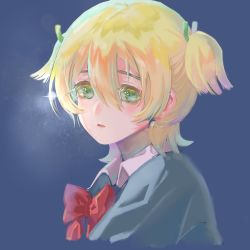 Rule 34 | 10s, 1girl, bad id, bad twitter id, blonde hair, blouse, blue background, bow, bowtie, collared shirt, daiba nana, green eyes, highres, looking at viewer, neck ribbon, red bow, red bowtie, ribbon, school uniform, shirt, short hair, shoujo kageki revue starlight, solo, twintails, upper body, white shirt