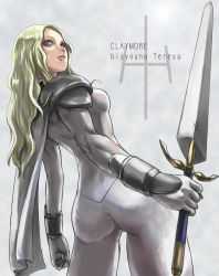 Rule 34 | 00s, 1girl, armor, ass, bodysuit, claymore (series), claymore (sword), face, solo, sword, tea (nakenashi), teresa, weapon
