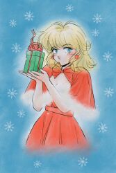 Rule 34 | 1980s (style), 1girl, blonde hair, blue background, blue eyes, blush, capelet, christmas, cleavage cutout, clothing cutout, commentary, dress, earrings, english commentary, floral bow, fur-trimmed capelet, fur trim, gift, highres, holding, holding gift, jewelry, medium hair, mixed-language commentary, mizucat, nail polish, oldschool, original, red capelet, red dress, red nails, retro artstyle, smile, solo