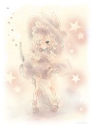 Rule 34 | 1girl, blush, broom, dress, female focus, full body, gradient background, green eyes, hat, kirisame marisa, komomo riri, long hair, messy hair, one eye closed, pale color, smile, solo, star (symbol), touhou, translation request, wink, witch, witch hat