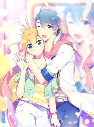 Rule 34 | 2boys, ahoge, belt, blonde hair, blue hair, blurry, blurry background, blush, collarbone, gloves, holding, holding microphone, kagamine len, kaito (vocaloid), male focus, microphone, multiple boys, one eye closed, open mouth, project diva (series), project diva x, scarf, screen, short hair, sinaooo, smile, sparkle, v, vocaloid, waistcoat, waving