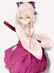 Rule 34 | 1girl, ahoge, bow, fate (series), grey background, hair between eyes, hair bow, highres, holding, holding weapon, japanese clothes, kimono, koha-ace, long sleeves, looking at viewer, okita souji (fate), okita souji (koha-ace), pink hair, sheath, sheathed, short hair, silver (chenwen), simple background, solo, weapon, wide sleeves, yellow eyes