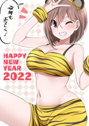 Rule 34 | 1girl, animal ears, bandeau, breasts, checkered background, chinese zodiac, cleavage, fake animal ears, grin, hairband, happy new year, highres, ikari manatsu, kamihira mao, kotoyoro, large breasts, leg up, navel, new year, one eye closed, original, scrunchie, shorts, smile, solo, tiger ears, tiger stripes, v, wrist scrunchie, year of the tiger, yellow bandeau, yellow shorts