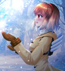 Rule 34 | 1girl, :d, angel wings, backpack, bag, bare tree, brown hair, brown mittens, coat, commentary, day, eyelashes, fake wings, from side, hairband, hands up, hood, hood down, kanon, medium hair, mittens, open mouth, outdoors, profile, red eyes, red hairband, smile, snow, snowing, solo, straight hair, tree, tsukimiya ayu, turtleneck, upper body, wings, winter, yellow coat, yue (kitami maki)