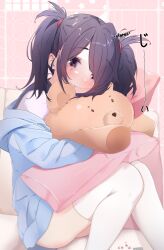 Rule 34 | 1girl, ame-chan (needy girl overdose), black hair, blue jacket, blush, grey eyes, hair in own mouth, hair over one eye, hair tie, highres, jacket, looking at viewer, medium hair, needy girl overdose, hugging object, off shoulder, pan (pixiv41343614), pillow, pink background, sitting, smile, solo, stuffed animal, stuffed toy, teddy bear, thighhighs, twintails, two-tone background, white thighhighs