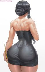 Rule 34 | 1girl, ass, ass focus, bare shoulders, black hair, braid, braided bun, from behind, hair bun, highres, huge ass, legs together, muscular, muscular female, simple background, skin tight, skindentation, solo, spy x family, strapless, superbusty, thighs, white background, yor briar