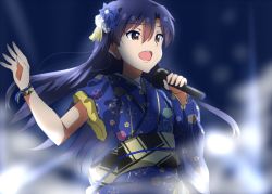 Rule 34 | 1girl, asymmetrical sleeves, blue flower, blue hair, blue kimono, blurry, blurry foreground, brown eyes, dars (recolors), floating hair, flower, hair between eyes, hair flower, hair ornament, holding, holding microphone, idol, idolmaster, idolmaster (classic), japanese clothes, kimono, kisaragi chihaya, long hair, microphone, music, obi, open mouth, sash, singing, solo, stage, uneven sleeves, upper body, white flower