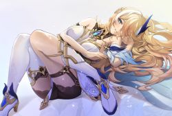 Rule 34 | 1girl, absurdres, armor, armored boots, armored dress, asymmetrical legwear, bare shoulders, bianka durandal ataegina, bianka durandal ataegina (palatinus equinox), blonde hair, blue eyes, boots, breasts, cleavage, full body, hair ornament, hair over one eye, highres, honkai (series), honkai impact 3rd, large breasts, looking at viewer, lying, mismatched legwear, on back, short shorts, shorts, thighs, tutou jiang, white legwear