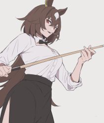 Rule 34 | 1girl, animal ears, black bow, black bowtie, black skirt, bow, bowtie, breasts, brown hair, buttons, cue stick, detached collar, grey background, high-waist skirt, highres, horse ears, liu xiaolu, long sleeves, looking at viewer, medium breasts, multicolored hair, parted lips, red eyes, shirt, side slit, sirius symboli (umamusume), skirt, sleeves pushed up, smile, solo, two-tone hair, umamusume, upper body, white shirt
