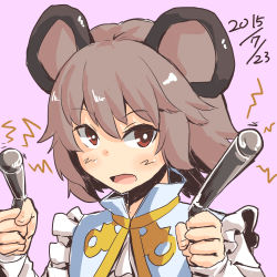 Rule 34 | 1girl, animal ears, blush, capelet, grey hair, highres, mouse ears, nazrin, open mouth, pink background, red eyes, rod, short hair, solo, the maa, touhou