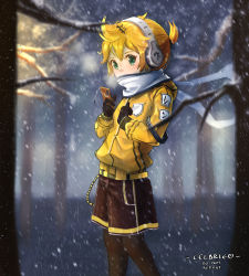 Rule 34 | 1boy, artist request, belt, black pantyhose, blonde hair, coat, commentary, english commentary, english text, fortissimo, gloves, unworn gloves, hair between eyes, hair ornament, highres, kagamine len, looking at object, male focus, musical note, musical note hair ornament, night, outdoors, pantyhose, scarf, shorts, snow, solo, tagme, vocaloid, winter clothes, yellow belt