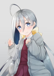 Rule 34 | 10s, 1girl, ahoge, blue hair, bow, buttons, cardigan, collared shirt, comah, commentary request, from below, grey background, grey eyes, grey hair, hair between eyes, hair bow, kantai collection, kiyoshimo (kancolle), long hair, looking at viewer, looking down, motion lines, multicolored hair, no bowtie, shirt, simple background, sleeves past wrists, smile, solo, very long hair, yellow bow