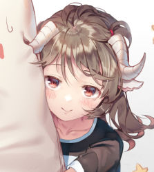 Rule 34 | 1girl, arknights, black shirt, blush, brown hair, close-up, collarbone, commentary request, eyjafjalla (arknights), head tilt, highres, holding, holding pillow, horns, ji dao ji, looking at viewer, hugging object, pillow, pillow hug, red eyes, shirt, short hair, smile, solo, star (symbol)