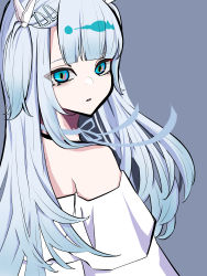 Rule 34 | 1girl, absurdres, amatsuka uto, bare shoulders, black choker, blue hair, choker, detached sleeves, dress, eyebrows hidden by hair, from side, gradient hair, grey background, hair ornament, hairclip, highres, indie virtual youtuber, looking at viewer, multicolored hair, natsume hinako, open mouth, silver hair, two side up, virtual youtuber, white dress, white sleeves, wing hair ornament