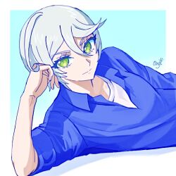 Rule 34 | 1girl, androgynous, arm support, bad id, bad twitter id, blue background, blue shirt, border, closed mouth, collared shirt, green eyes, grey hair, hair between eyes, hand up, head rest, looking at viewer, lowres, lying, mdr onj1807, on side, pretty series, pripara, reverse trap, shikyoin hibiki, shirt, short hair, signature, smile, solo, upper body, white border, white shirt