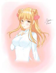 Rule 34 | arm at side, blonde hair, closed mouth, cropped torso, curled fingers, date a live, dated, double bun, dress, expressionless, flower, gradient background, hair bun, hair flower, hair ornament, hand on own chest, highres, hoshimiya mukuro, light blush, long sleeves, looking at viewer, lotus, natsumi (pigeon), pink lips, signature, upper body, vietnamese dress, white dress, yellow eyes