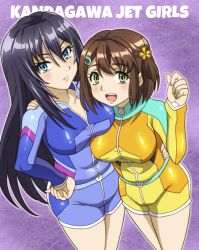 Rule 34 | 2girls, aoi misa, black hair, blue eyes, blush, breasts, brown hair, closed mouth, collarbone, copyright name, flower, green eyes, hair flower, hair ornament, hairclip, hand on another&#039;s waist, hand on own hip, kandagawa jet girls, large breasts, long hair, looking at viewer, multiple girls, namiki rin, onomekaman, open mouth, purple background, shiny skin, short hair, simple background, smile, standing, teeth, upper teeth only
