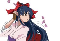 1girl arm_up bow breasts brown_eyes cherry_blossoms fingerless_gloves gloves hair_ribbon highres japanese_clothes legs long_hair parted_lips ponytail purple_hair red_bow ribbon sakura_taisen sega shinguuji_sakura small_breasts smile solo