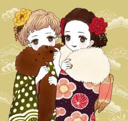 Rule 34 | 2girls, bad id, bad twitter id, black eyes, blush, brown hair, covering own mouth, floral print, flower, hair flower, hair ornament, hands up, japanese clothes, kimono, long sleeves, looking at viewer, multiple girls, mush machou, original, parted lips, print kimono, red flower, short hair, smile, upper body, wide sleeves, yellow flower