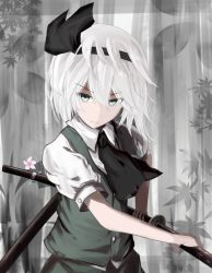 Rule 34 | 1girl, bad id, bad pixiv id, fighting stance, flat chest, hair between eyes, holding, holding sword, holding weapon, konpaku youmu, looking at viewer, moose (moosu193), ready to draw, short sleeves, smile, solo, sword, touhou, weapon, white hair