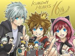 Rule 34 | 1girl, 2boys, blue eyes, breasts, brown hair, cleavage, closed mouth, donald duck, fingerless gloves, gloves, goofy, heartless, jewelry, kairi (kingdom hearts), keyblade, kingdom hearts, kingdom hearts i, kingdom hearts iii, looking at viewer, medium hair, mickey mouse, multiple boys, necklace, nyamsas15, open mouth, red hair, riku (kingdom hearts), silver hair, smile, sora (kingdom hearts), spiked hair