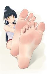 Rule 34 | 1girl, absurdres, barefoot, black hair, blush, brown eyes, feet, foot focus, hazuki ren, highres, long hair, looking at viewer, love live!, love live! superstar!!, shirow (mha03133), sitting, smile, soles, solo, toes, white background