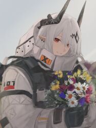 Rule 34 | 1girl, arknights, black gloves, bouquet, commentary, daisy, demon girl, earrings, flower, gloves, grey background, grey hair, grey jumpsuit, hair ornament, highres, holding, holding bouquet, jewelry, jumpsuit, long hair, looking at viewer, mudrock (arknights), pointy ears, red eyes, red flower, simple background, smile, solo, symbol-only commentary, upper body, weeiskaw, white flower, yellow flower