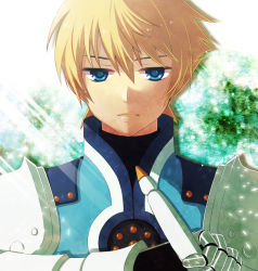 Rule 34 | 00s, 1boy, armor, ayamisiro, blonde hair, blue eyes, flynn scifo, frown, gloves, gradient background, knight, male focus, serious, solo, tales of (series), tales of vesperia