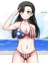 Rule 34 | 1girl, american flag bikini, amogan, arm behind back, asymmetrical bangs, bikini, black hair, blue sky, breasts, brown eyes, cleavage, closed mouth, cloud, cloudy sky, commentary, cowboy shot, dated, day, flag print, girls und panzer, horizon, large breasts, long hair, looking at viewer, navel, nishi kinuyo, salute, sky, smile, solo, standing, straight hair, swimsuit