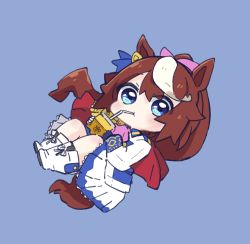 Rule 34 | 1girl, animal ears, ascot, asymmetrical gloves, bendy straw, blue background, blue eyes, blue gloves, blush, boots, brown hair, chibi, cup, disposable cup, drinking, drinking straw, epaulettes, full body, gloves, hair ribbon, highres, holding, holding cup, horse ears, horse girl, horse tail, jacket, looking at viewer, mismatched gloves, multicolored hair, nozo (hitomiz), pink ascot, pink ribbon, pleated skirt, ponytail, ribbon, simple background, single epaulette, skirt, solo, streaked hair, tail, tokai teio (umamusume), umamusume, white footwear, white gloves, white hair, white jacket, white skirt