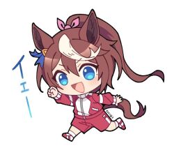 Rule 34 | 1girl, animal ears, artist name, blue eyes, bow, brown hair, chibi, clenched hand, hair between eyes, hair bow, horse ears, horse girl, horse tail, jacket, light blush, long hair, long sleeves, looking at viewer, multicolored hair, open mouth, ponytail, red jacket, red shorts, running, shoes, shorts, simple background, smile, sneakers, socks, solo, streaked hair, tail, tokai teio (umamusume), tomato mameta, tracen training uniform, track jacket, translation request, umamusume, v-shaped eyebrows, white background, white socks