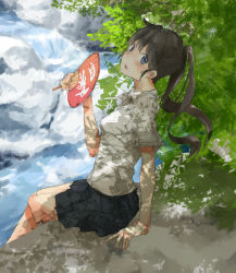 Rule 34 | 1girl, arm support, blue eyes, brown hair, hand fan, fanning, highres, long hair, looking at viewer, looking back, original, paper fan, parted lips, ponytail, short sleeves, sitting, sketch, solo, taxi (owp), uchiwa, water