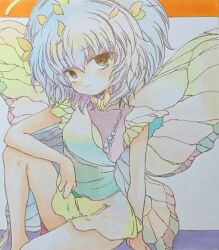 Rule 34 | 1girl, antennae, aqua hair, barefoot, butterfly wings, closed mouth, dress, eternity larva, fairy, green dress, hair between eyes, insect wings, leaf, leaf on head, multicolored clothes, multicolored dress, nishina masato, short hair, short sleeves, smile, solo, touhou, traditional media, wings, yellow eyes