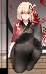 Rule 34 | 1girl, blonde hair, feet, highres, japanese clothes, looking at viewer, lycoris recoil, medium hair, nishikigi chisato, pantyhose, red eyes, smile, soles, steam, toes, wd (1106592840)
