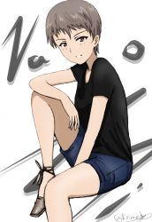 Rule 34 | 10s, 1girl, artist name, black shirt, blue shorts, brown eyes, brown footwear, brown hair, bukkuri, casual, character name, dated, denim, denim shorts, elbow on knee, flats, freckles, girls und panzer, grin, invisible chair, leg up, looking at viewer, naomi (girls und panzer), shirt, short hair, short sleeves, shorts, signature, simple background, sitting, smile, solo, t-shirt, very short hair, white background