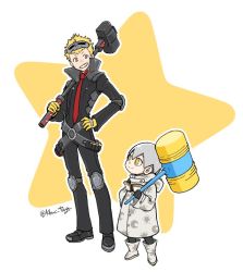 Rule 34 | 2boys, black gloves, blonde hair, boots, child, coat, gloves, goggles, goggles around neck, grey hair, hammer, hand on own hip, jose (persona), jumpsuit, knee pads, looking at another, male focus, mask, multiple boys, necktie, outline, patterned clothing, persona, persona 5, persona 5 the royal, toy hammer, sakamoto ryuuji, simple background, sledgehammer, star (symbol), toy, tsugu 106, white background, white outline, yellow eyes, yellow gloves