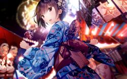 Rule 34 | 1girl, :d, aerial fireworks, atha (leejuiping), blue kimono, blurry, blurry background, blush, bow, brown hair, candy apple, commentary request, depth of field, dutch angle, fireworks, floral print, food, fox mask, from behind, hair ornament, highres, holding, holding food, japanese clothes, kimono, kooribata, long sleeves, looking at viewer, looking back, mask, unworn mask, night, night sky, obi, open mouth, original, outdoors, print kimono, purple eyes, red bow, sash, sky, smile, solo, summer festival, wide sleeves, yukata