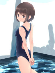 Rule 34 | 1girl, arms behind back, bare shoulders, blue eyes, breasts, brown hair, closed mouth, competition swimsuit, expressionless, from side, looking at viewer, looking back, medium breasts, okiru, one-piece swimsuit, original, own hands together, short hair, solo, standing, swimsuit, water