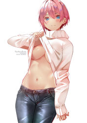Rule 34 | 1girl, arm at side, artist name, black pants, blue eyes, blush, breasts, cleavage, closed mouth, clothes lift, denim, go-toubun no hanayome, jeans, large breasts, lifted by self, long sleeves, looking at viewer, nakano ichika, navel, no bra, pants, pink hair, short hair, simple background, smile, solo, stomach, sweater, sweater lift, sydus, turtleneck, turtleneck sweater, white background